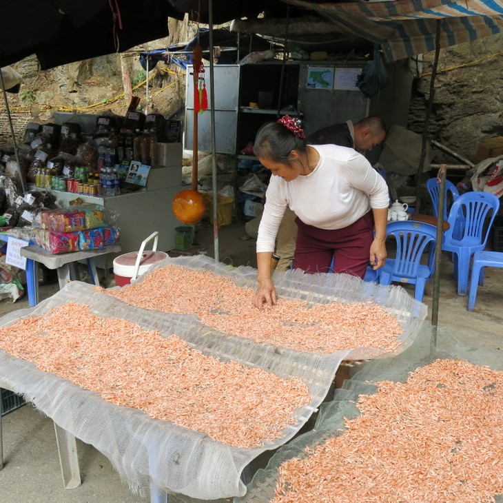 Những món quà bình dị của vùng Hồ Ba Bể - ảnh 2